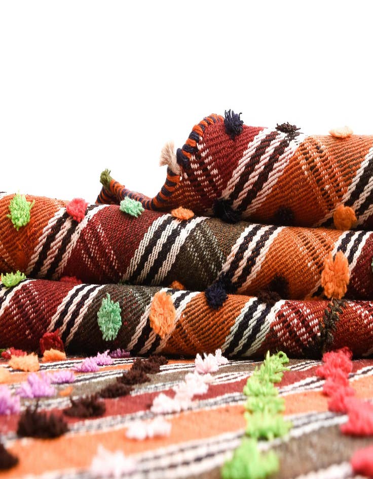 Detail image of  4' 10 x 7' Jajim Rug