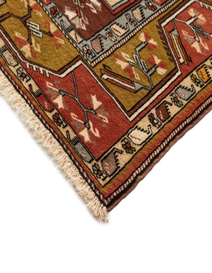Detail image of  6' 7 x 9' 10 Kasak Rug