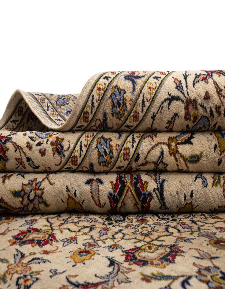 Detail image of  8' x 11' 6 Kashan Wool Rug