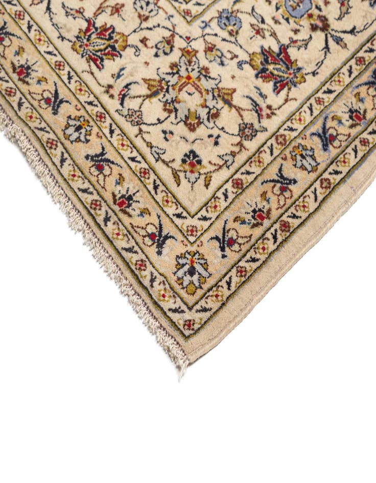 Detail image of  8' x 11' 6 Kashan Wool Rug