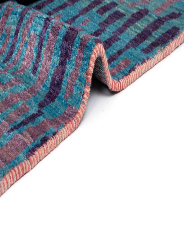 Detail image of  8' 2 x 9' 7 Kashkuli Wool Rug