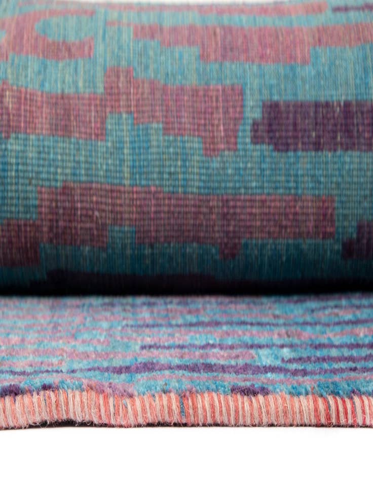 Detail image of  8' 2 x 9' 7 Kashkuli Wool Rug