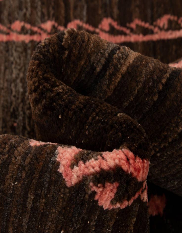 Detail image of  2' 10 x 3' 11 Kashkuli Wool Rug