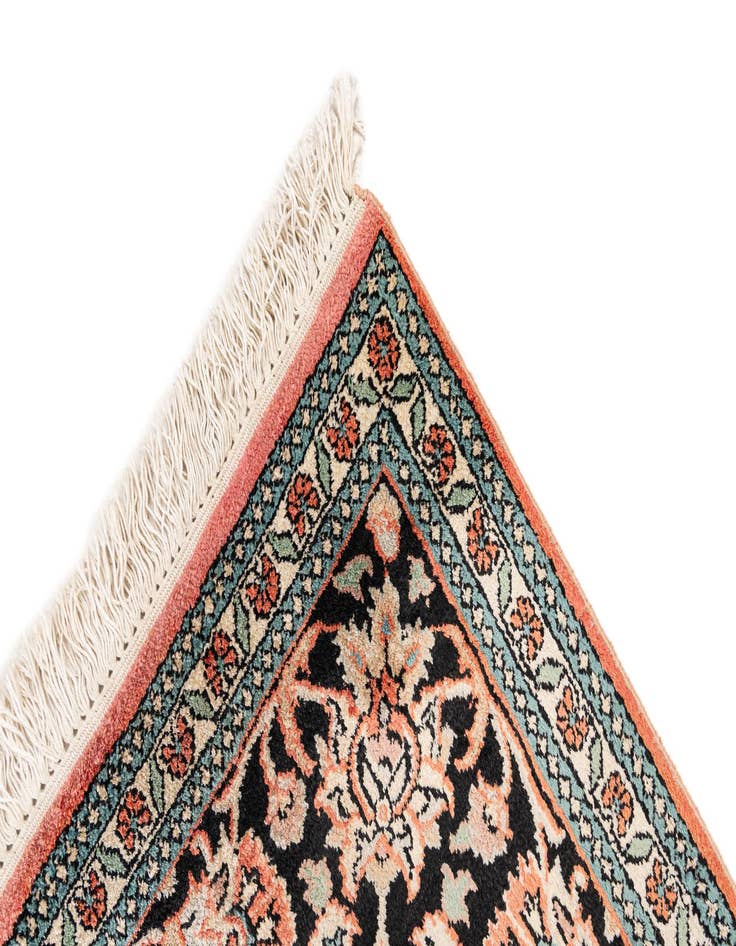 Detail image of  6' 11 x 9' 10  Hand Knotted Kashmir Oriental Rug