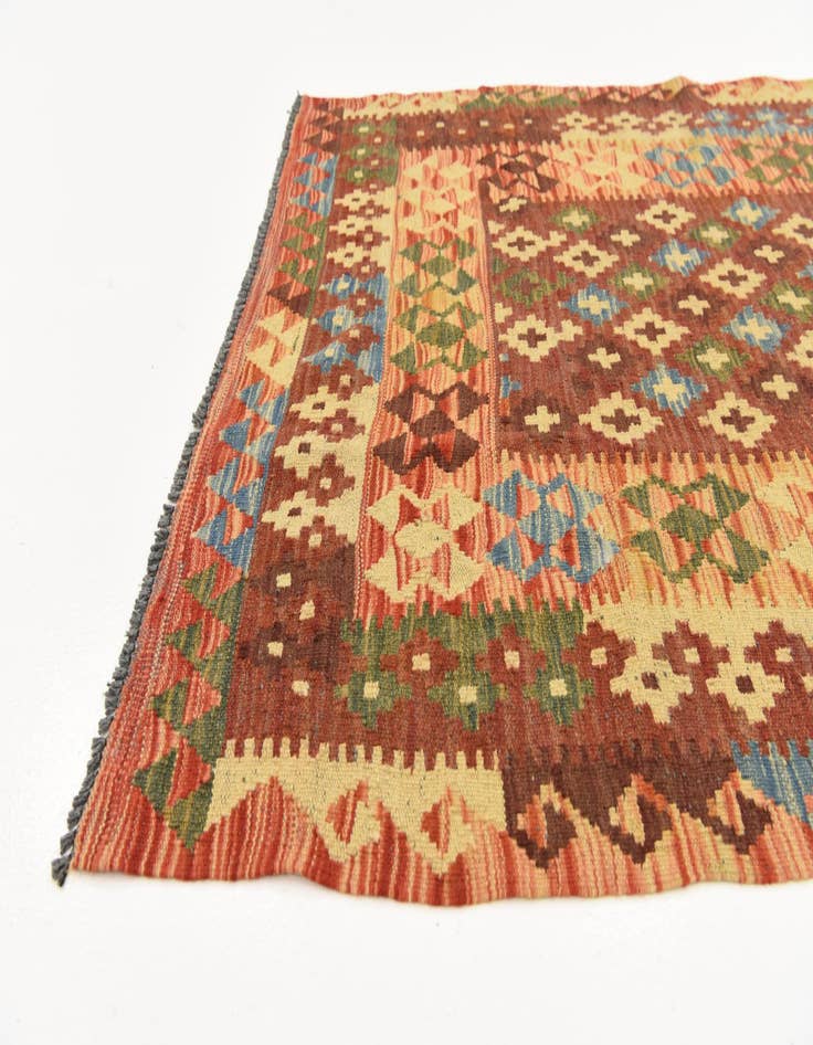 Detail image of  3' 5 x 6' 6  Hand Woven Kilim Maymana Wool Rug