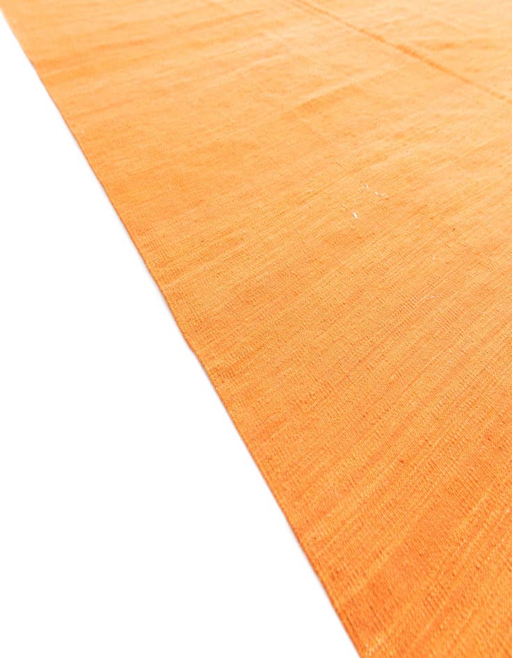 Detail image of  6' 6 x 10'  Hand Woven Kilim Modern Wool Rug