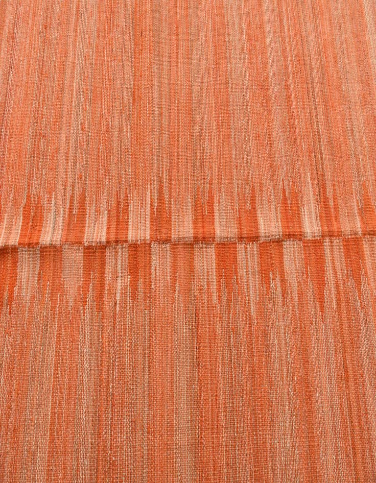 Detail image of  4' 3 x 5' 9  Hand Woven Kilim Modern Wool Rug