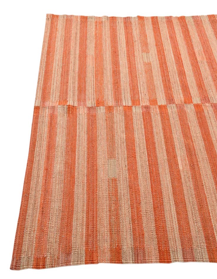 Detail image of  4' 5 x 5' 10  Hand Woven Kilim Modern Wool Rug