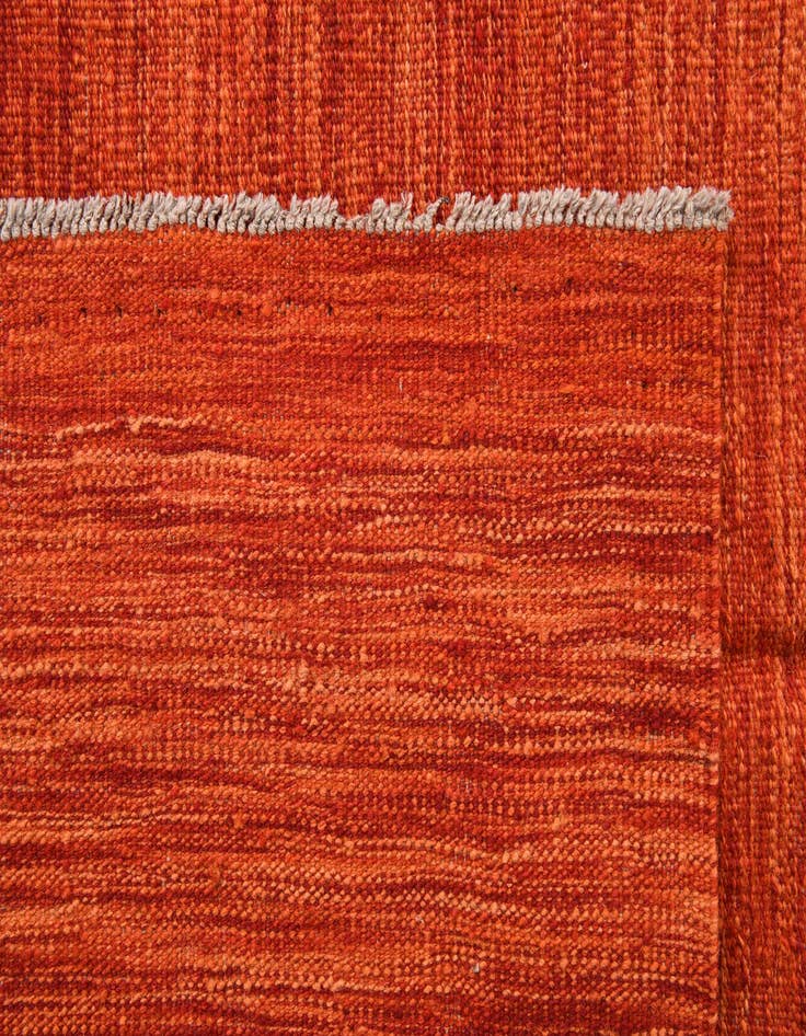 Detail image of  6' x 9' 1  Hand Woven Kilim Modern Wool Rug