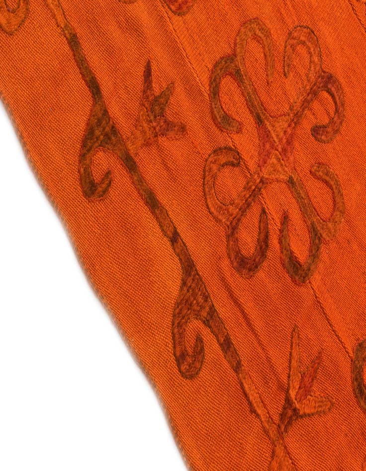 Detail image of  5' 4 x 7' 3  Hand Woven Kilim Suzani Wool Rug