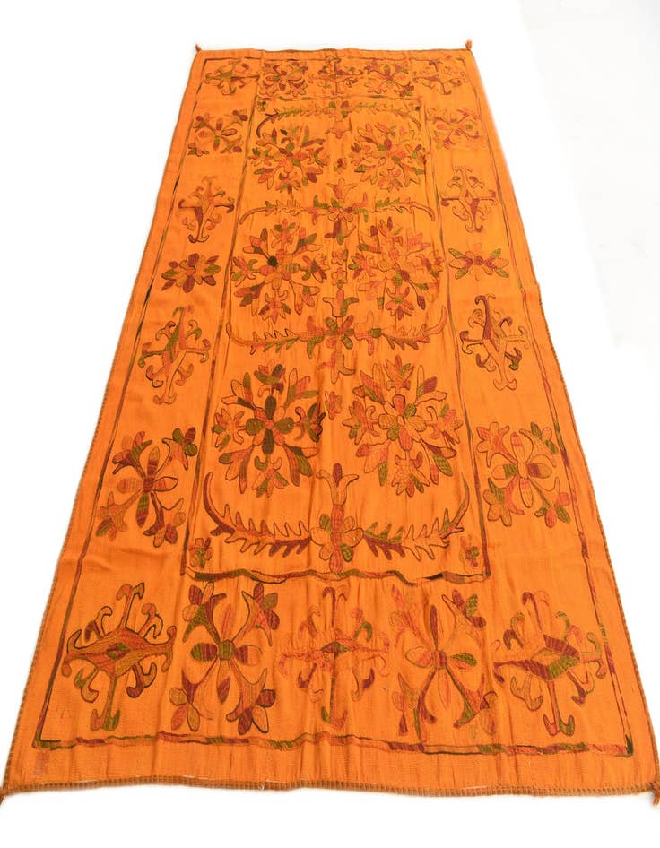 Detail image of  6' 8 x 9' 8  Hand Woven Kilim Suzani Wool Rug