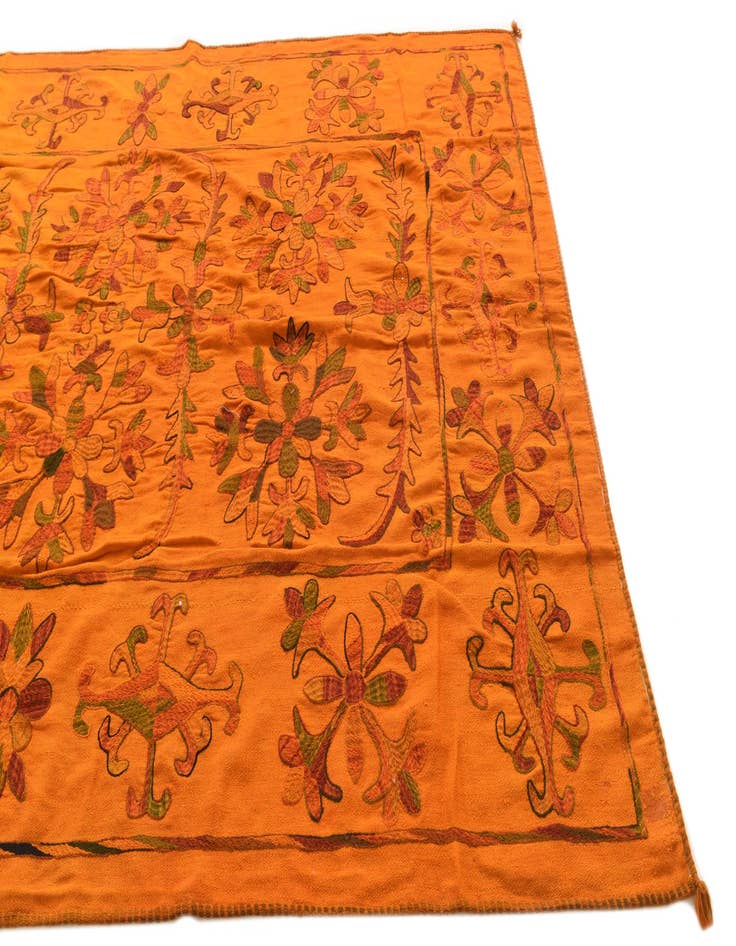 Detail image of  6' 8 x 9' 8  Hand Woven Kilim Suzani Wool Rug