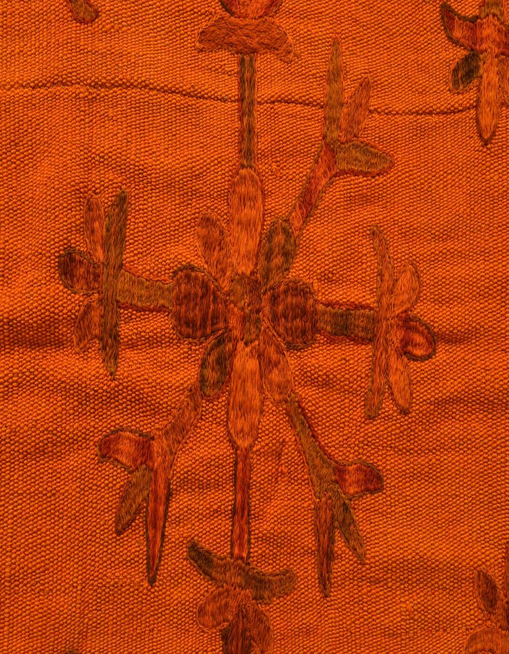 Detail image of  5' 7 x 7' 7  Hand Woven Kilim Suzani Wool Rug