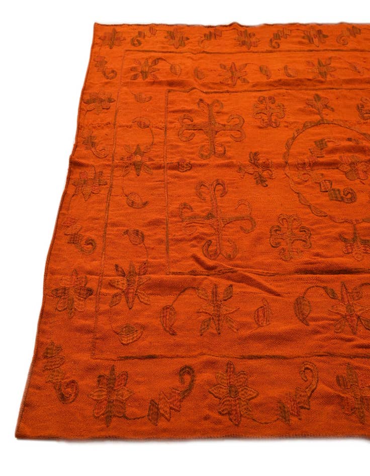 Detail image of  5' 9 x 7' 7  Hand Woven Kilim Suzani Wool Rug