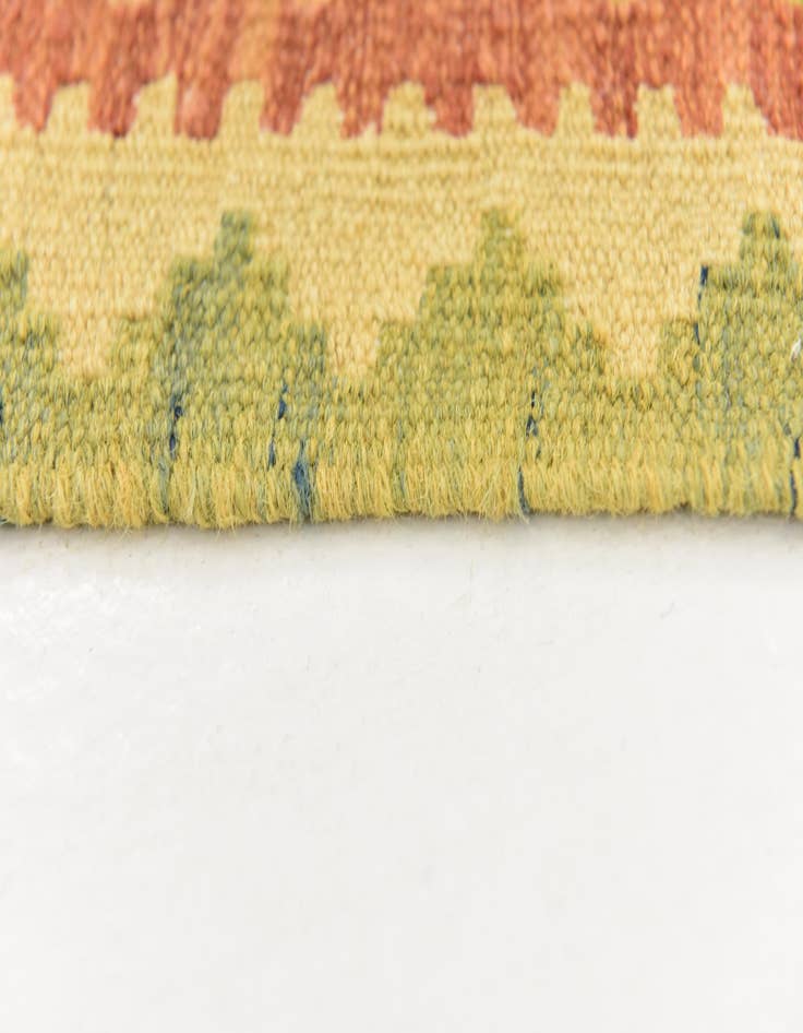 Detail image of  3' 4 x 4' 10  Hand Woven Kilim Waziri Wool Rug