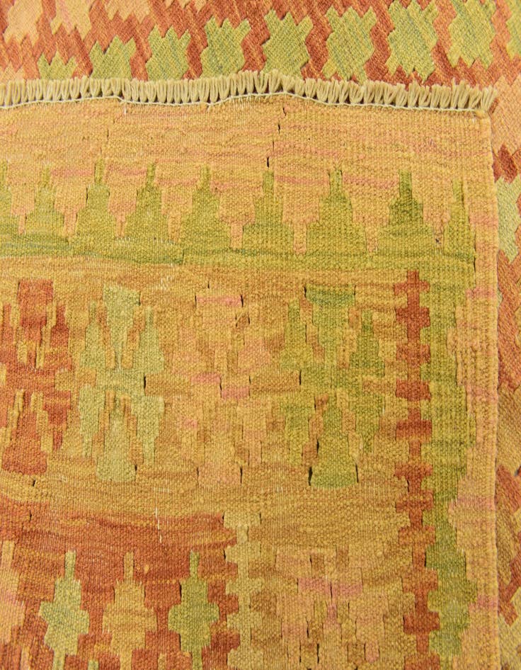 Detail image of  3' 2 x 4' 9  Hand Woven Kilim Waziri Wool Rug