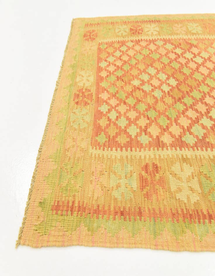 Detail image of  3' 2 x 4' 9  Hand Woven Kilim Waziri Wool Rug