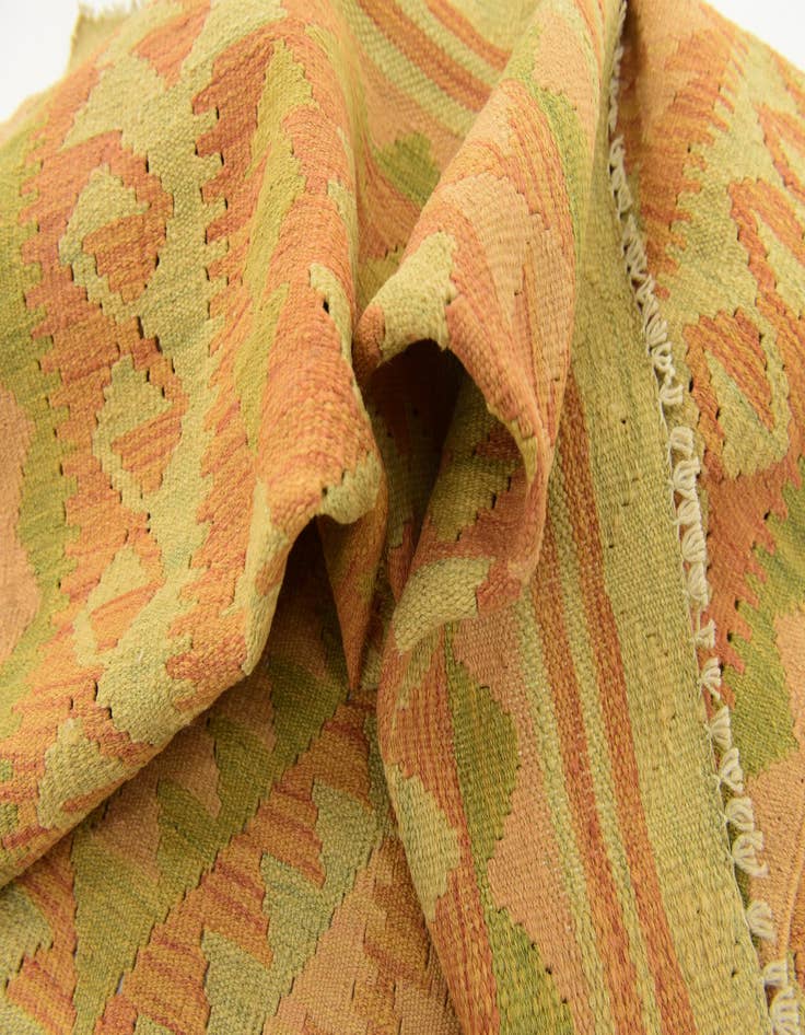 Detail image of  3' x 4' 9  Hand Woven Kilim Waziri Wool Rug