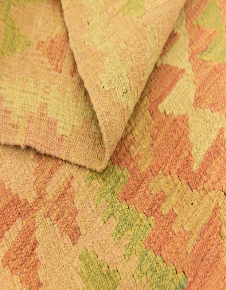 Detail image of  3' x 4' 10  Hand Woven Kilim Waziri Wool Rug