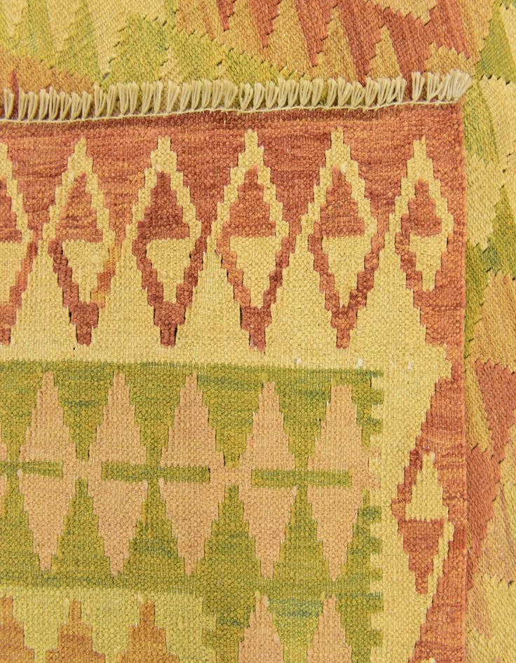 Detail image of  4' 10 x 6' 8  Hand Woven Kilim Waziri Wool Rug