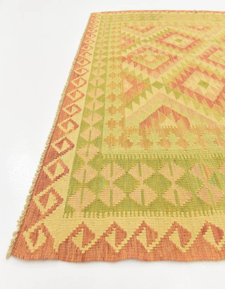 Detail image of  4' 10 x 6' 8  Hand Woven Kilim Waziri Wool Rug
