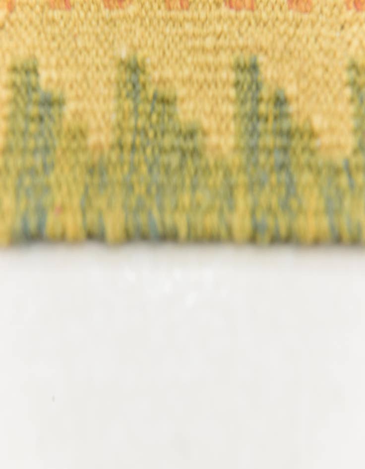 Detail image of  4' 9 x 6' 6  Hand Woven Kilim Waziri Wool Rug