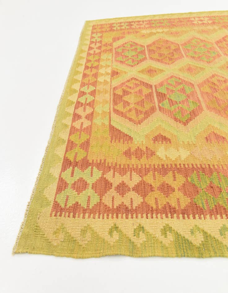 Detail image of  4' 10 x 6' 7  Hand Woven Kilim Waziri Wool Rug