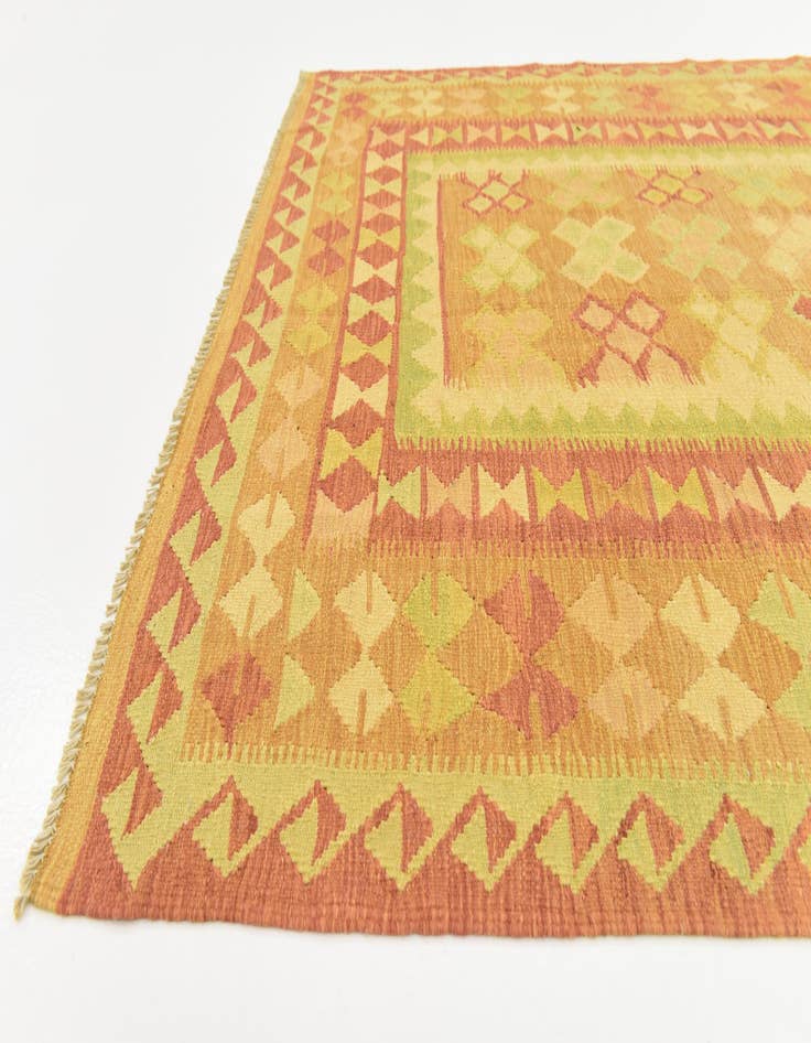 Detail image of  4' 10 x 6' 9  Hand Woven Kilim Waziri Wool Rug