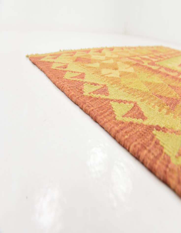 Detail image of  4' 10 x 6' 9  Hand Woven Kilim Waziri Wool Rug