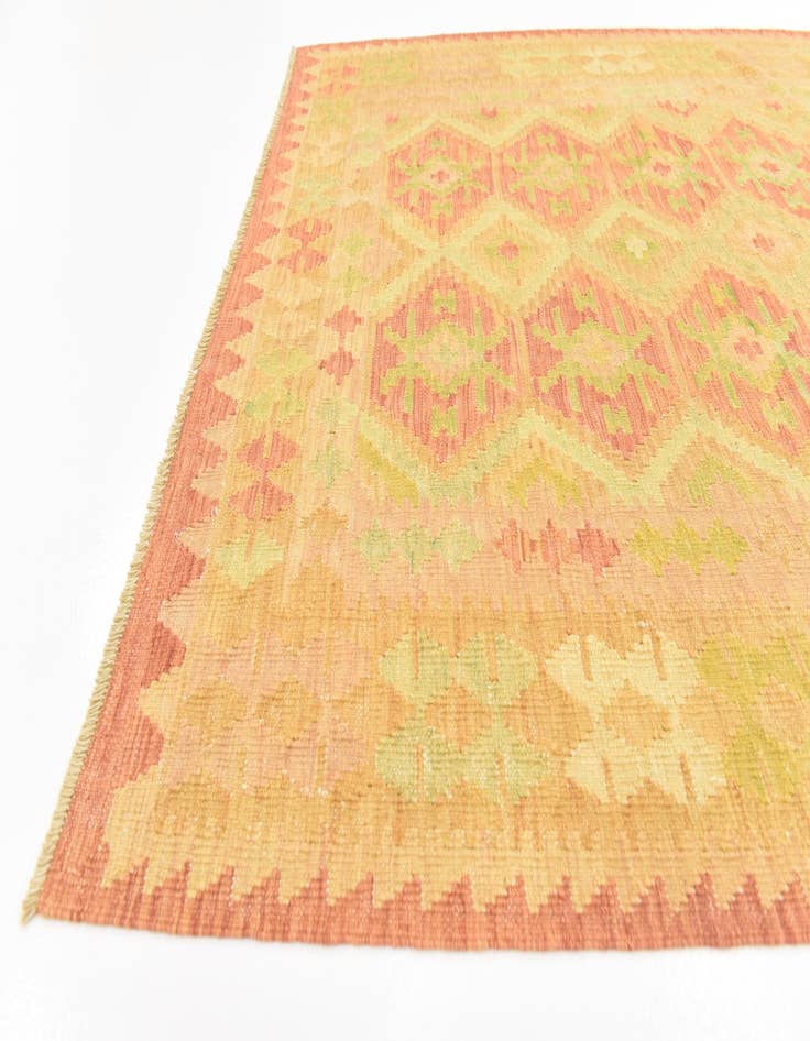 Detail image of  4' 9 x 6' 5  Hand Woven Kilim Waziri Wool Rug