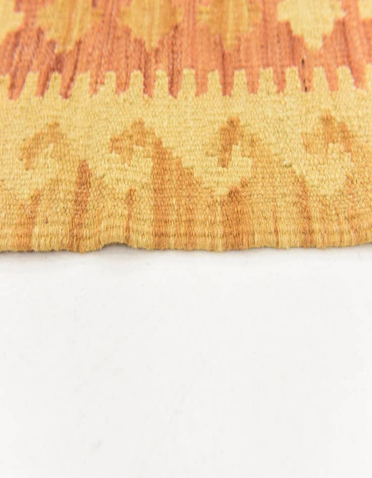 Detail image of  4' 9 x 6' 8  Hand Woven Kilim Waziri Wool Rug