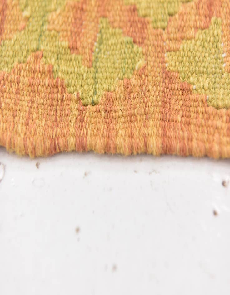 Detail image of  4' 9 x 6' 6  Hand Woven Kilim Waziri Wool Rug