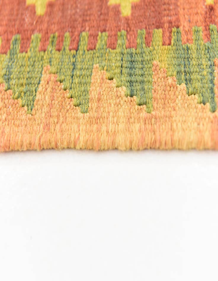 Detail image of  3' 8 x 6' 3  Hand Woven Kilim Waziri Wool Rug