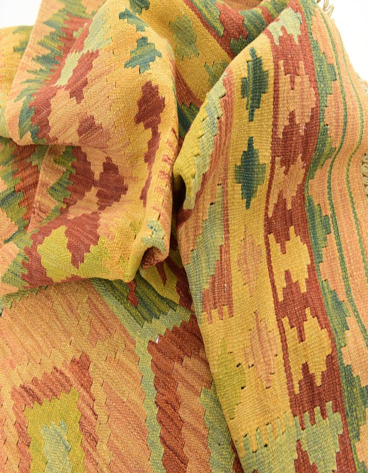 Detail image of  3' 8 x 6' 3  Hand Woven Kilim Waziri Wool Rug