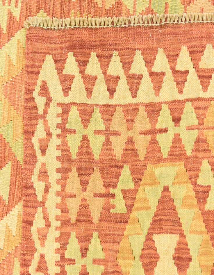 Detail image of  3' 9 x 6' 6  Hand Woven Kilim Waziri Wool Rug