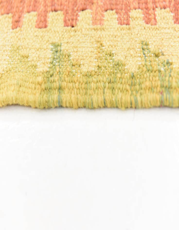 Detail image of  4' 9 x 6' 7  Hand Woven Kilim Waziri Wool Rug