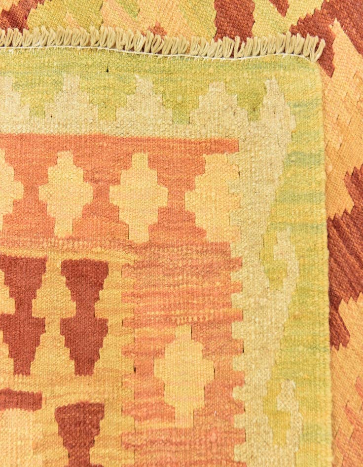 Detail image of  4' 6 x 6' 8  Hand Woven Kilim Waziri Wool Rug