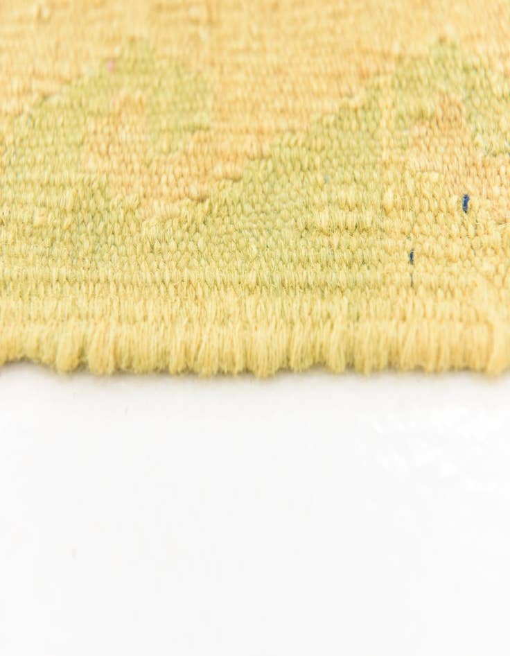 Detail image of  4' 6 x 6' 8  Hand Woven Kilim Waziri Wool Rug