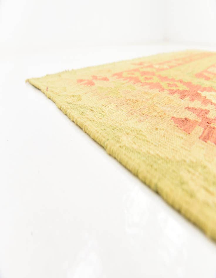 Detail image of  4' 10 x 6' 6  Hand Woven Kilim Waziri Wool Rug