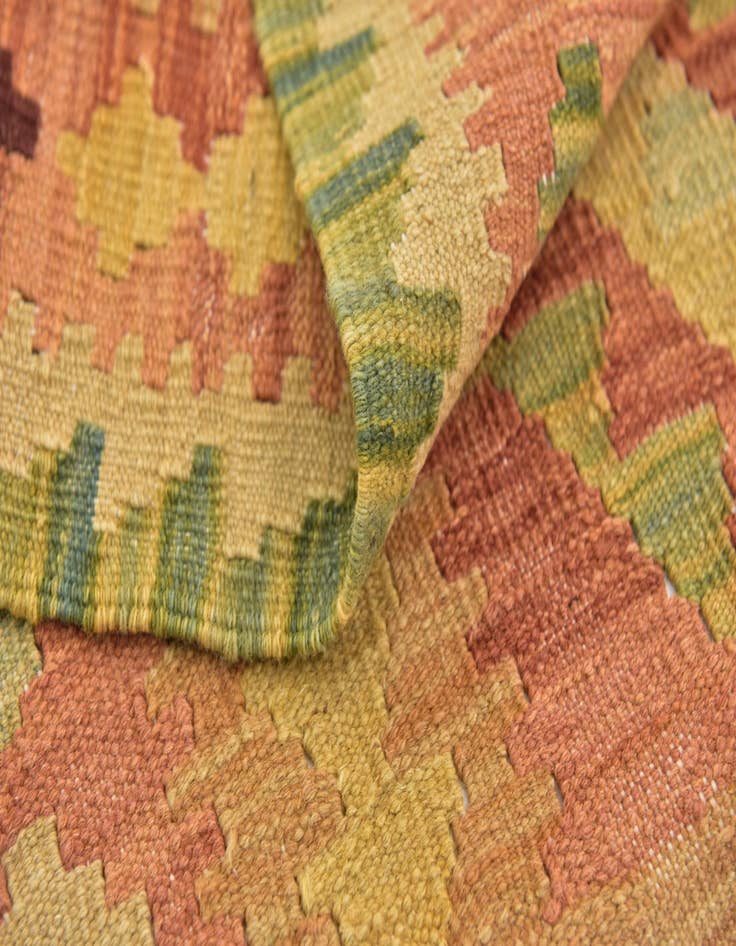 Detail image of  2' 9 x 4' 3  Hand Woven Kilim Waziri Wool Rug