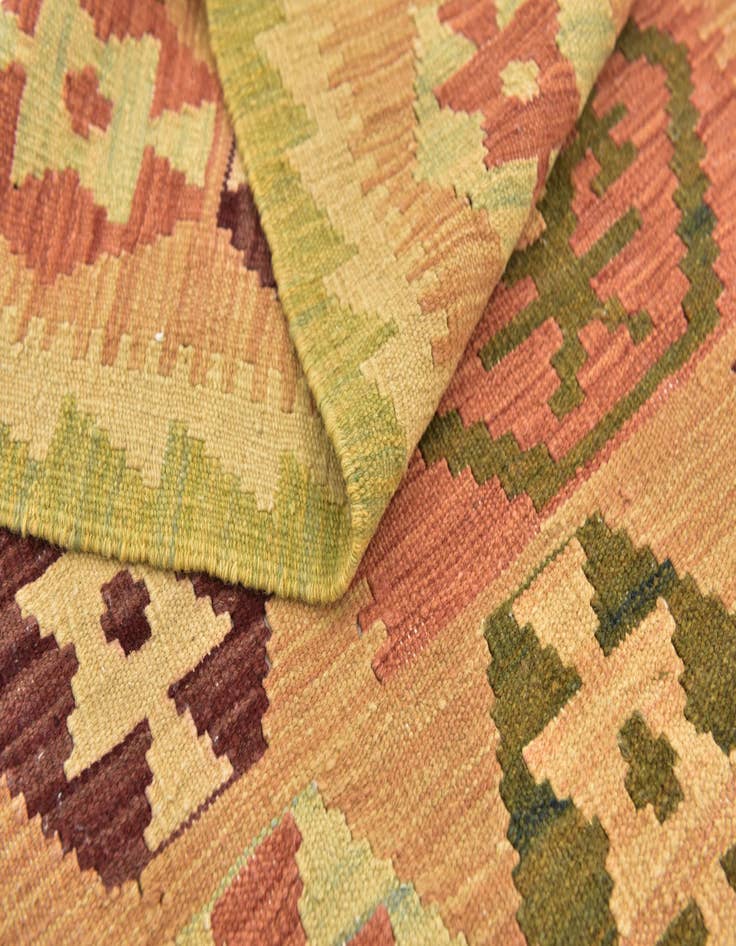 Detail image of  2' 7 x 4' 2  Hand Woven Kilim Waziri Wool Rug