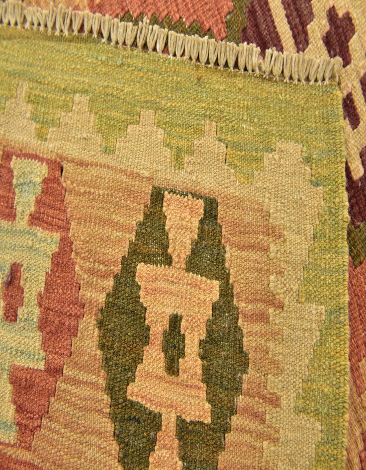 Detail image of  2' 7 x 4' 2  Hand Woven Kilim Waziri Wool Rug