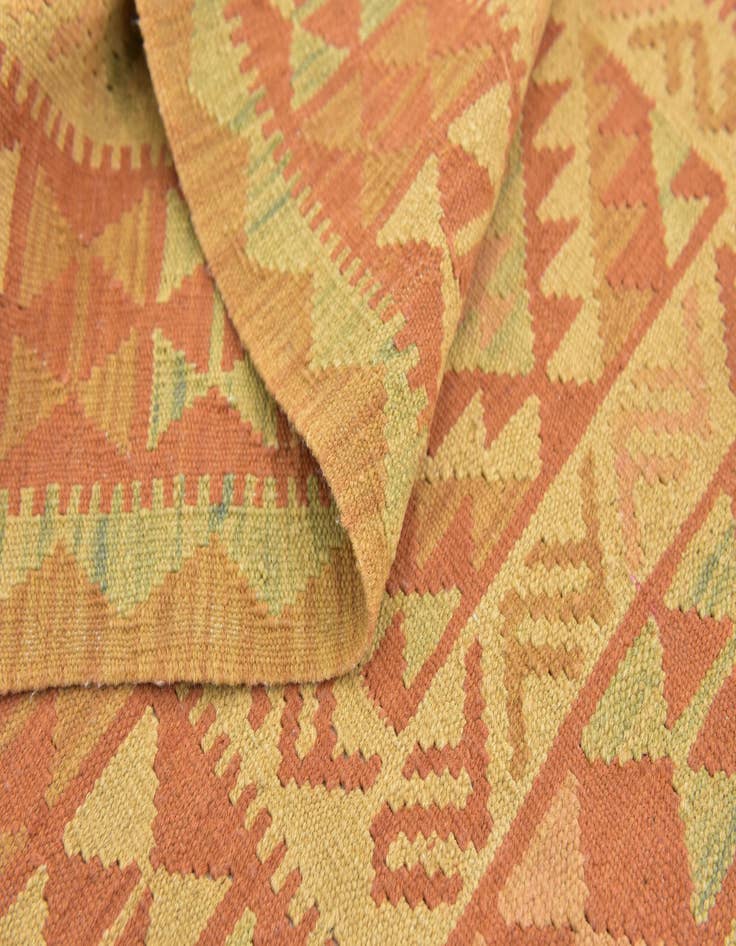 Detail image of  2' 7 x 4' 4  Hand Woven Kilim Waziri Wool Rug