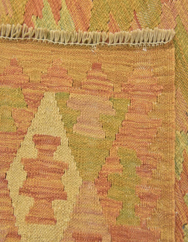 Detail image of  2' 5 x 4'  Hand Woven Kilim Waziri Wool Rug