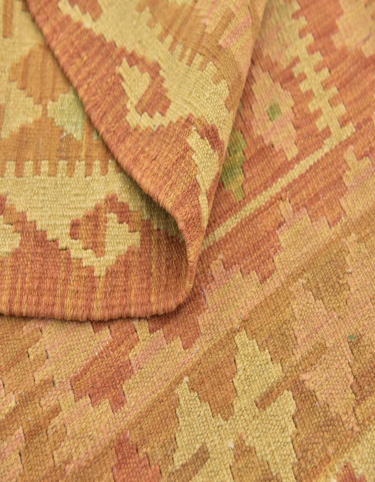 Detail image of  2' 7 x 4'  Hand Woven Kilim Waziri Wool Rug