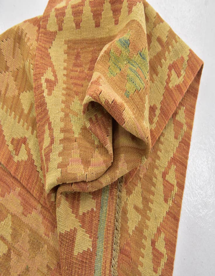 Detail image of  2' 7 x 4'  Hand Woven Kilim Waziri Wool Rug