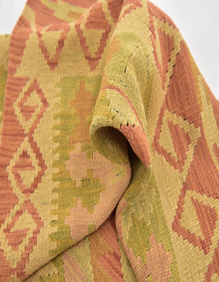 Detail image of  2' 8 x 4'  Hand Woven Kilim Waziri Wool Rug