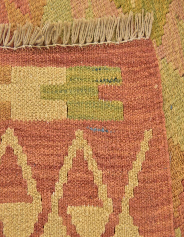 Detail image of  2' 8 x 4'  Hand Woven Kilim Waziri Wool Rug