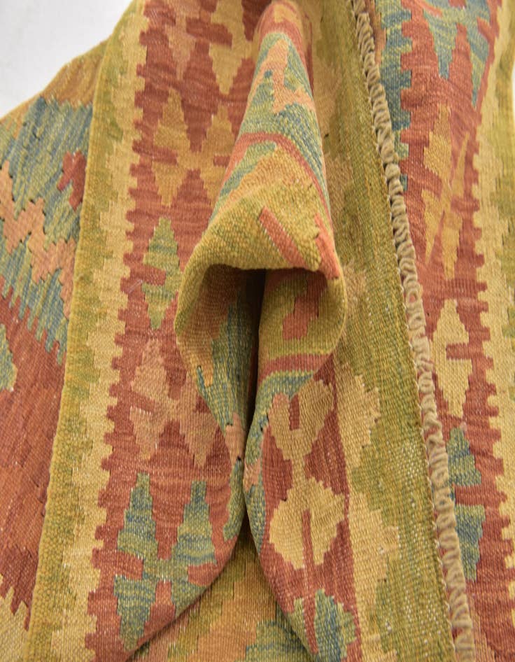 Detail image of  2' 7 x 4'  Hand Woven Kilim Waziri Wool Rug