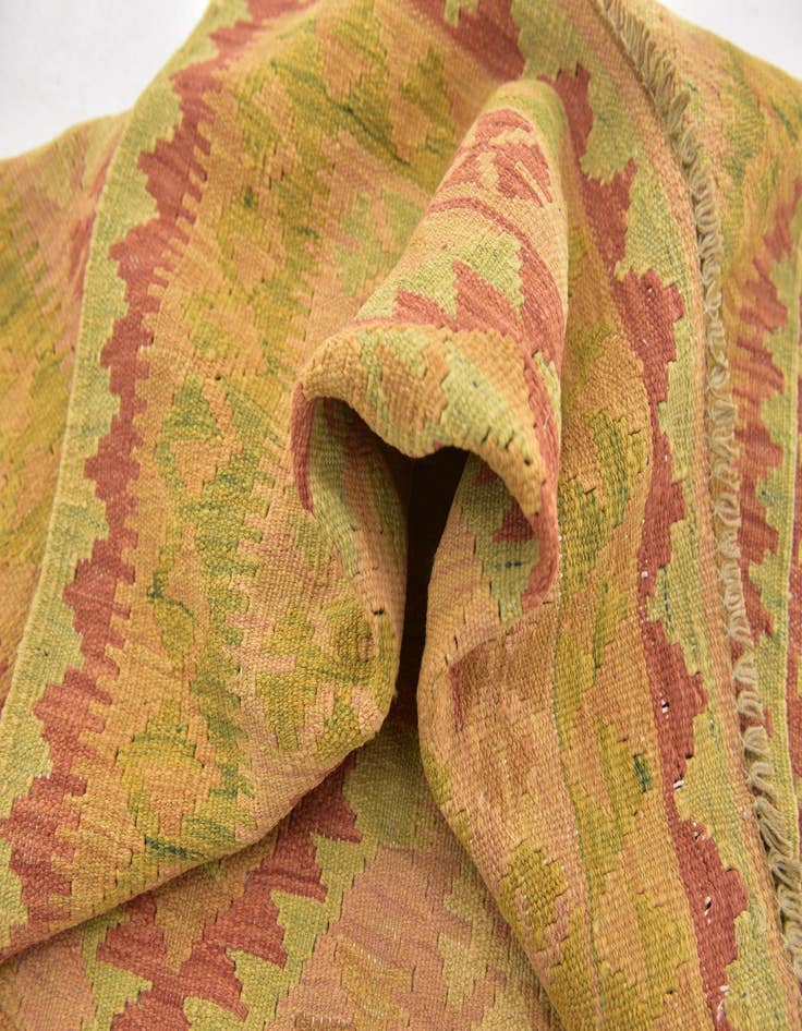 Detail image of  2' 6 x 4'  Hand Woven Kilim Waziri Wool Rug